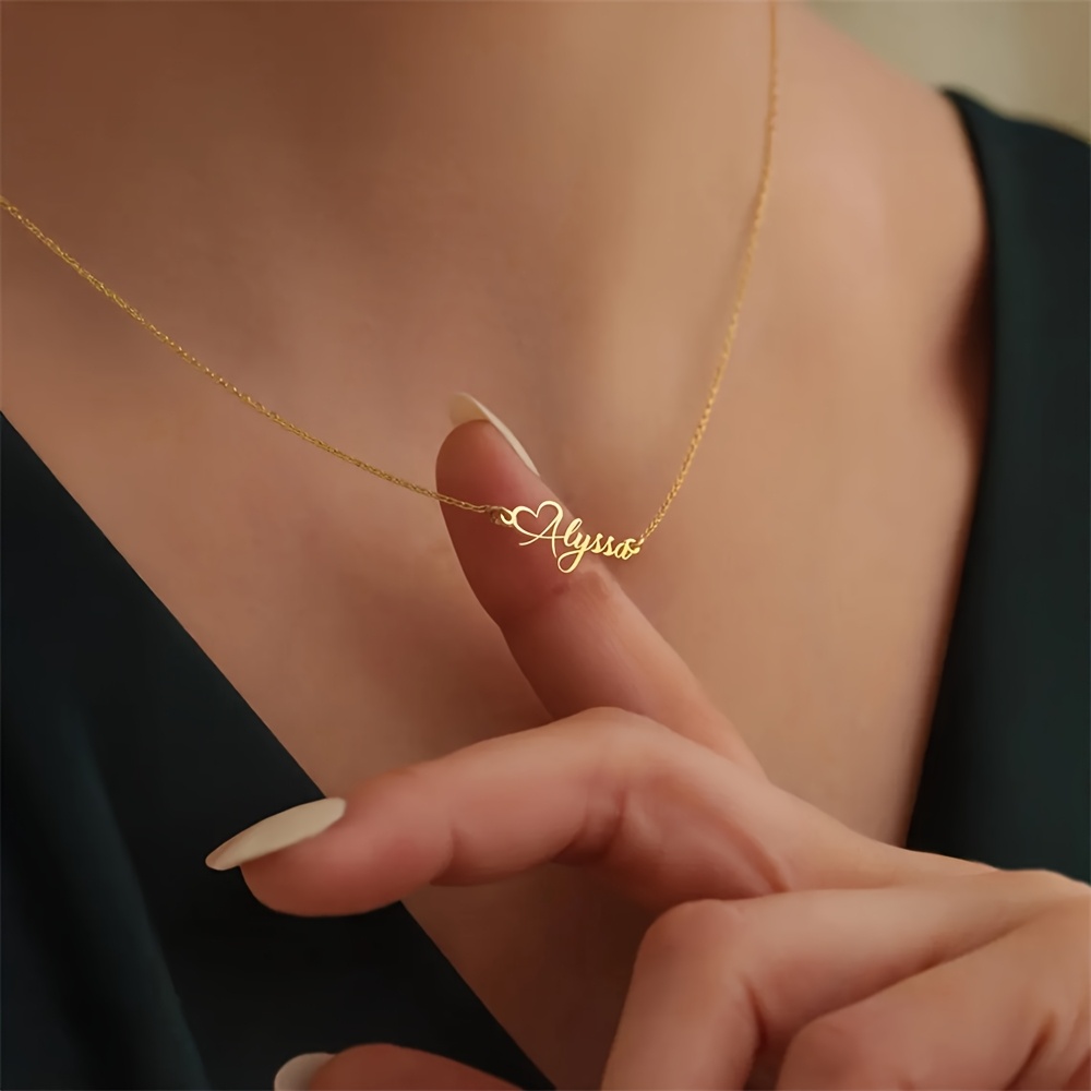 Custom Name Love Heart Necklac - Birth Flower Necklace recension och pris